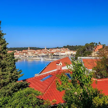 Strenja * Rab Town