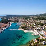 Strenja * Rab Town