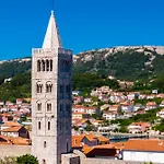 Strenja Daire Rab Town